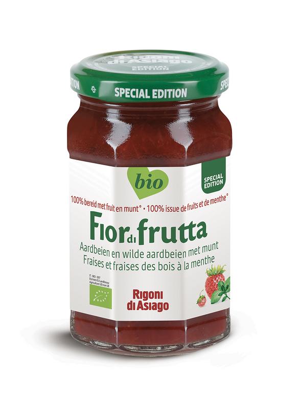 Jam / Fruitspread aardbei en wilde aardbei met munt van Fior di frutta - Drogisterij Mevrouw Ooievaar